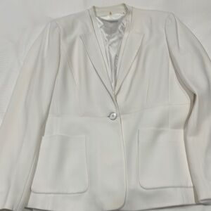 Elie Tahari White Blazer Structured Notched Lapels
